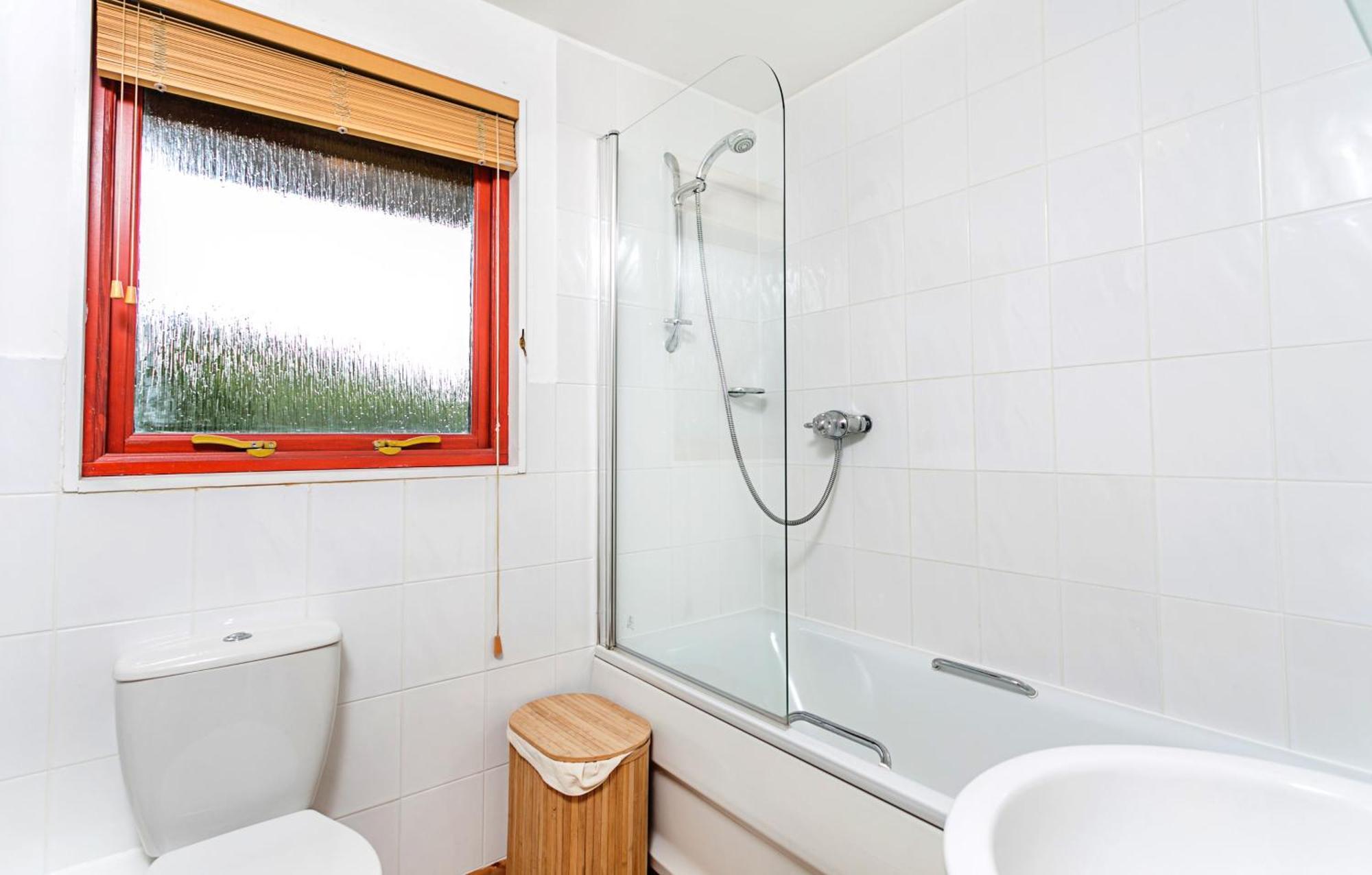 Laburnum Lodge Sleeps 6 Wheelchair Access Minehead Exterior foto